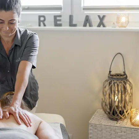 Luxuswellnesshaus Strandfee Tatil Evi